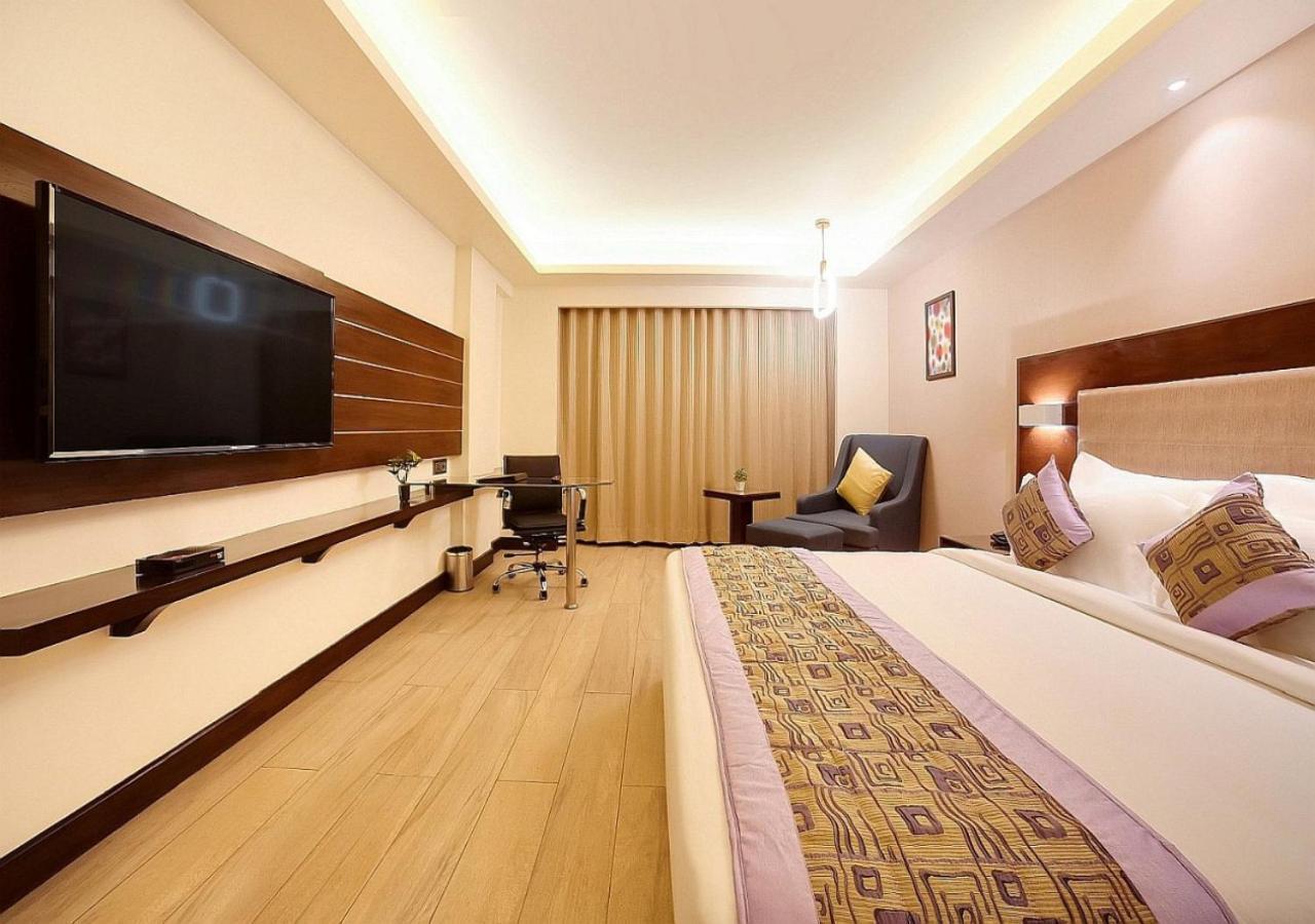 Bellwood Near Delhi Airport Hotel New Delhi